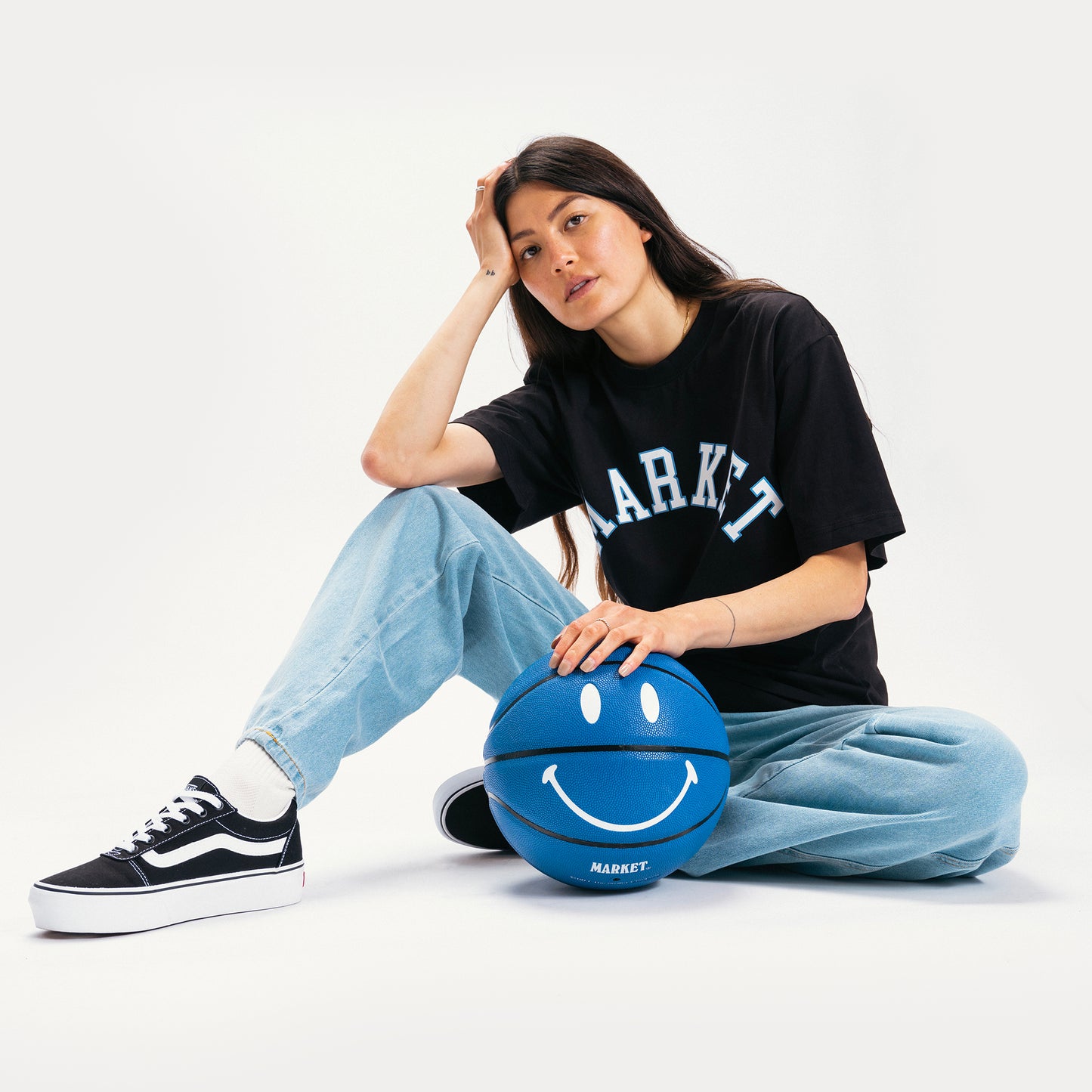 SMILEY BLUE BASKETBALL