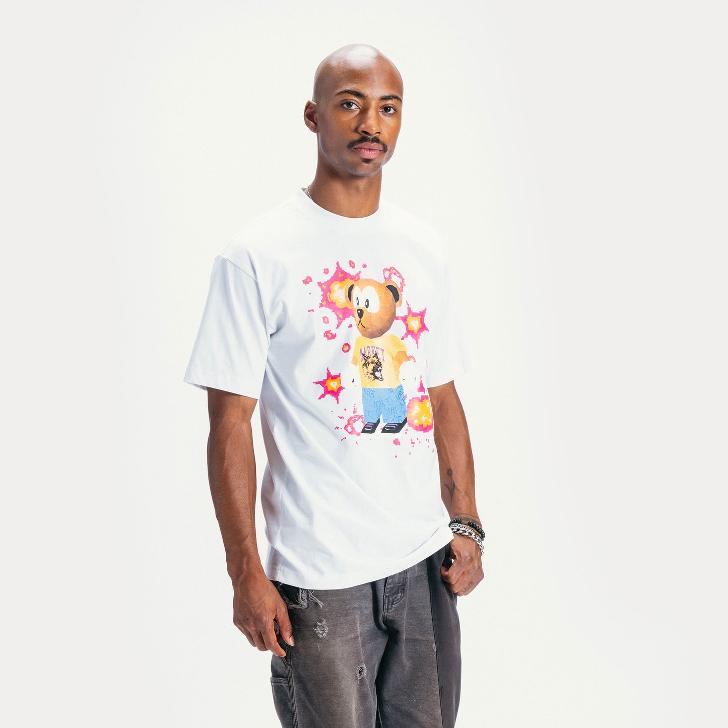 32-BIT BEAR T-SHIRT