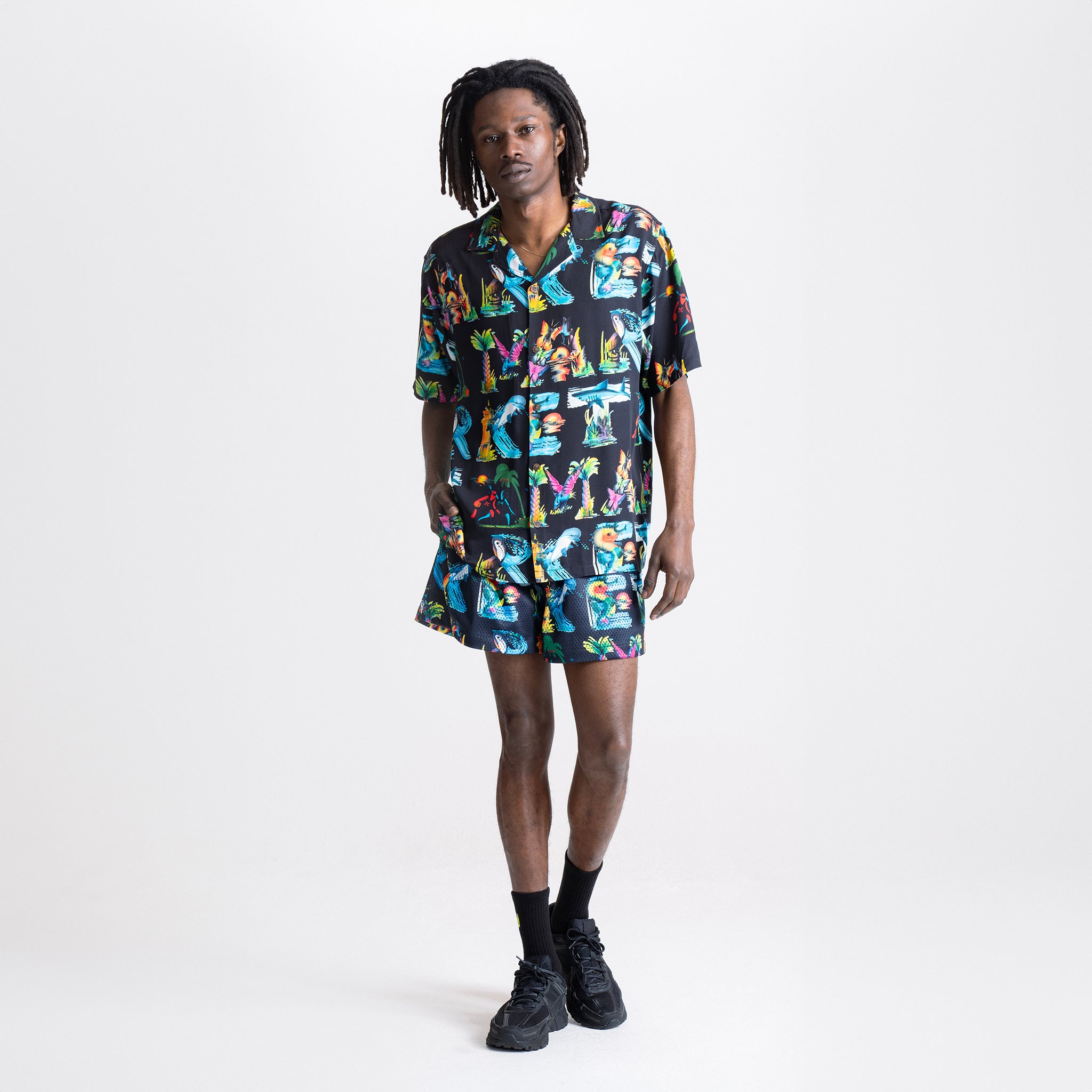 MARKET clothing brand ISLAND LIFE SHORTS. Find more graphic tees, sweatpants, shorts and more bottoms at MarketStudios.com. Formally Chinatown Market.
