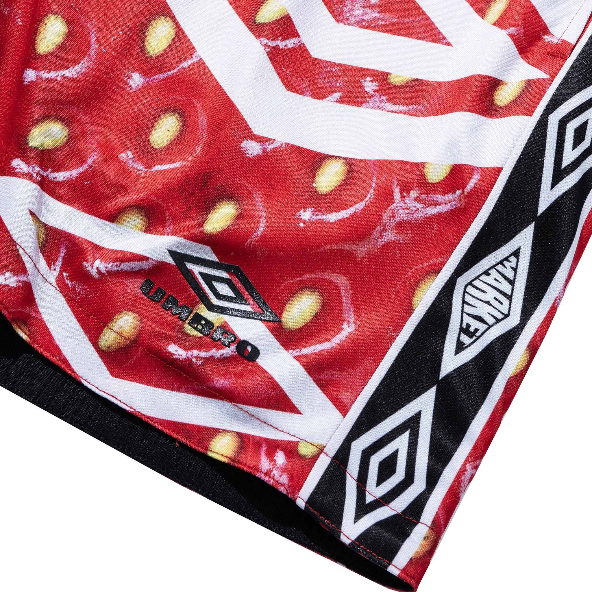 UMBRO X MARKET STUDIOS REVERSIBLE SHORT