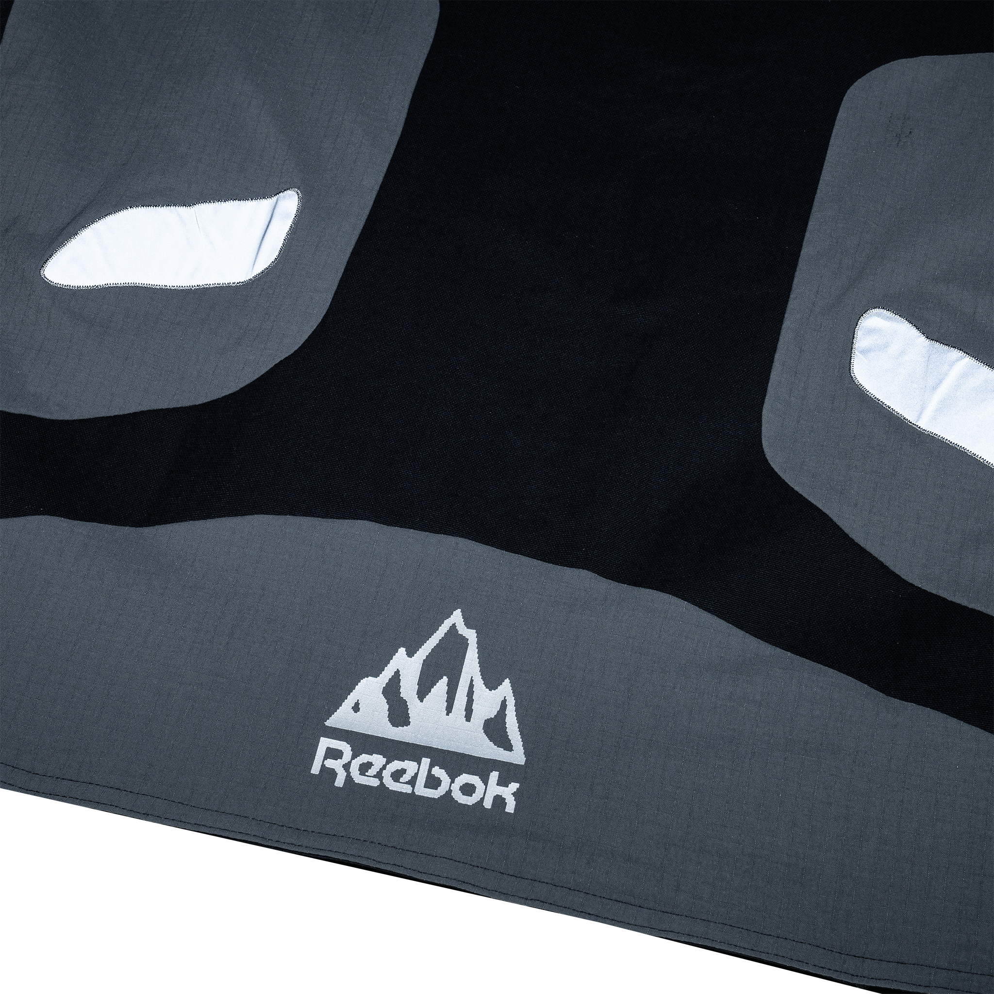 RBK MARKET REVERSIBLE VEST