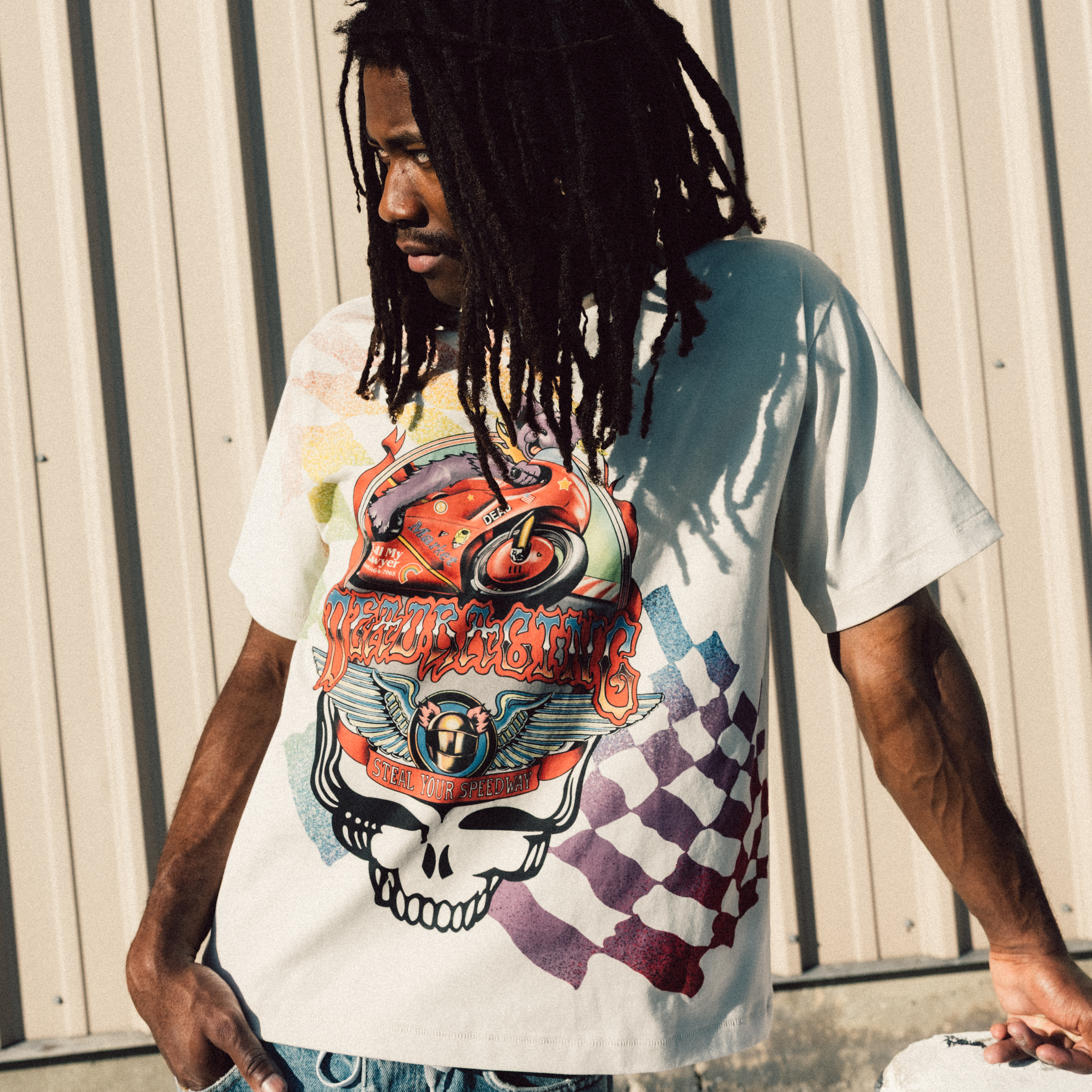 GD X MARKET STEALIE MOTO BEAR T-SHIRT